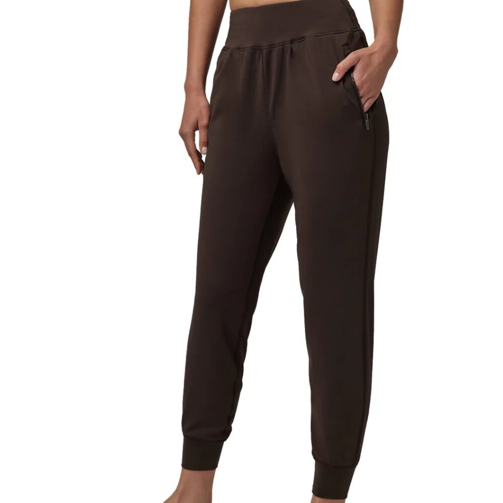 NWT Spiritual Gangster Warm Core Jogger Pant